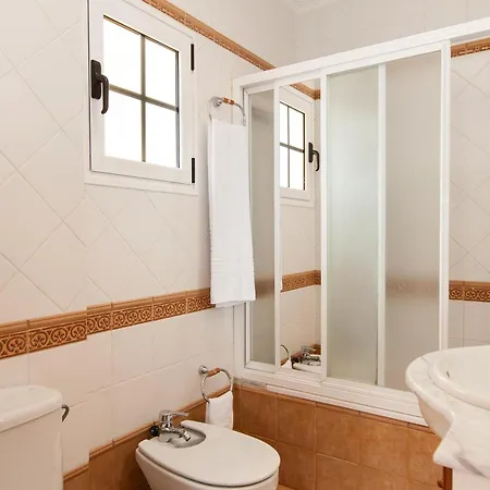 Vila Comoda Sonnenland Spacious Luxury Private Heated Pool Stunning Terrace Views Perfect Family Getaway *