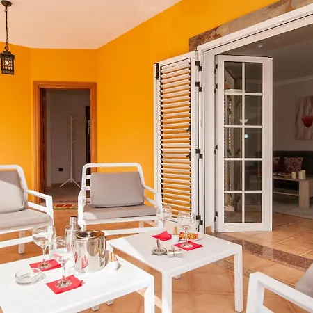 Comoda Sonnenland Spacious Luxury Private Heated Pool Stunning Terrace Views Perfect Family Getaway Vila *