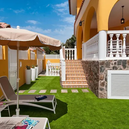Vila Comoda Sonnenland Spacious Luxury Private Heated Pool Stunning Terrace Views Perfect Family Getaway Las Palmas de Gran Canaria